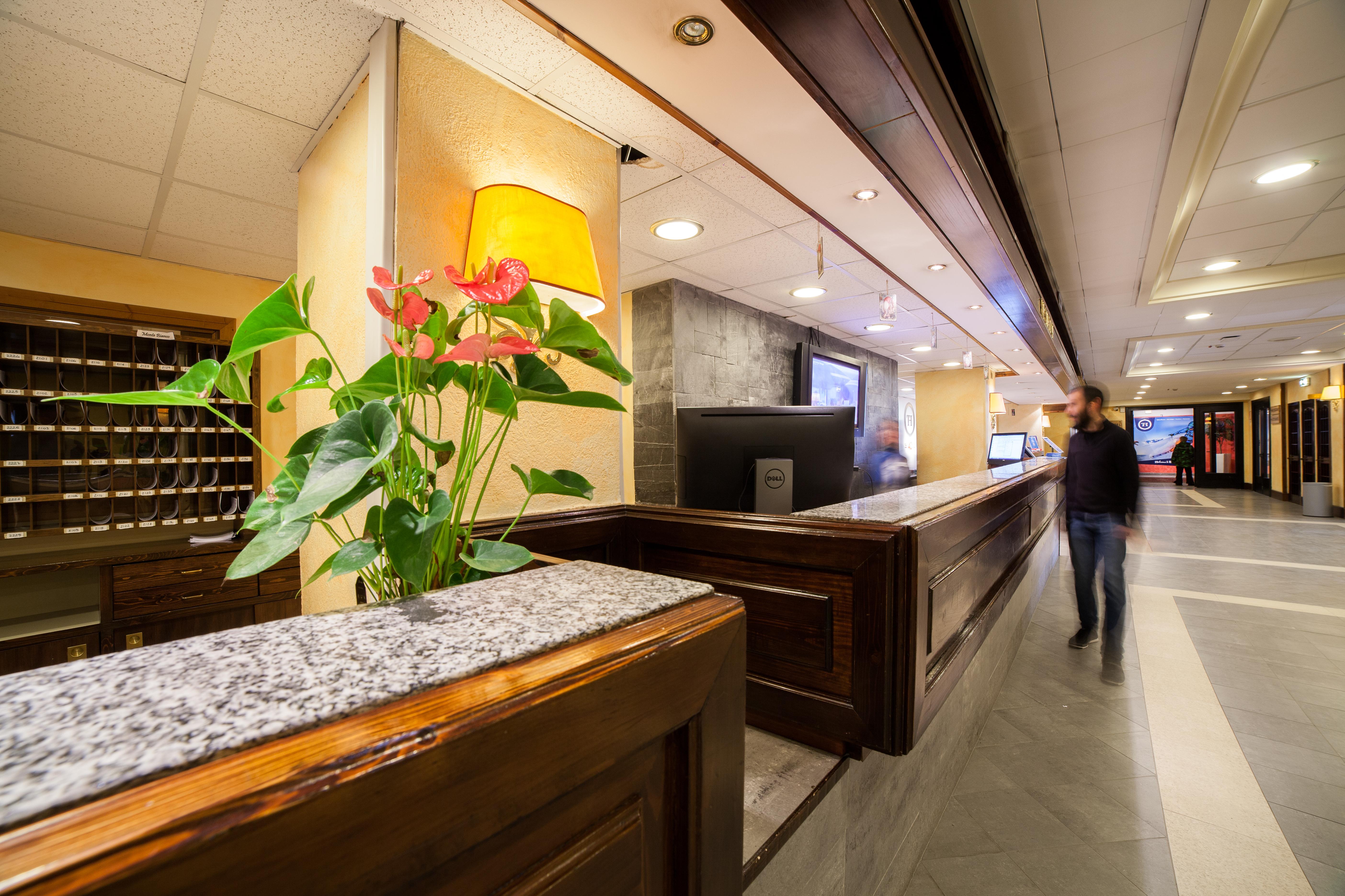 Th La Thuile - Planibel Hotel Luaran gambar